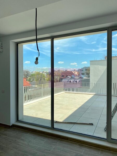Licurg Armeneasca– Penthouse | 136 mp + terasa de 55mp